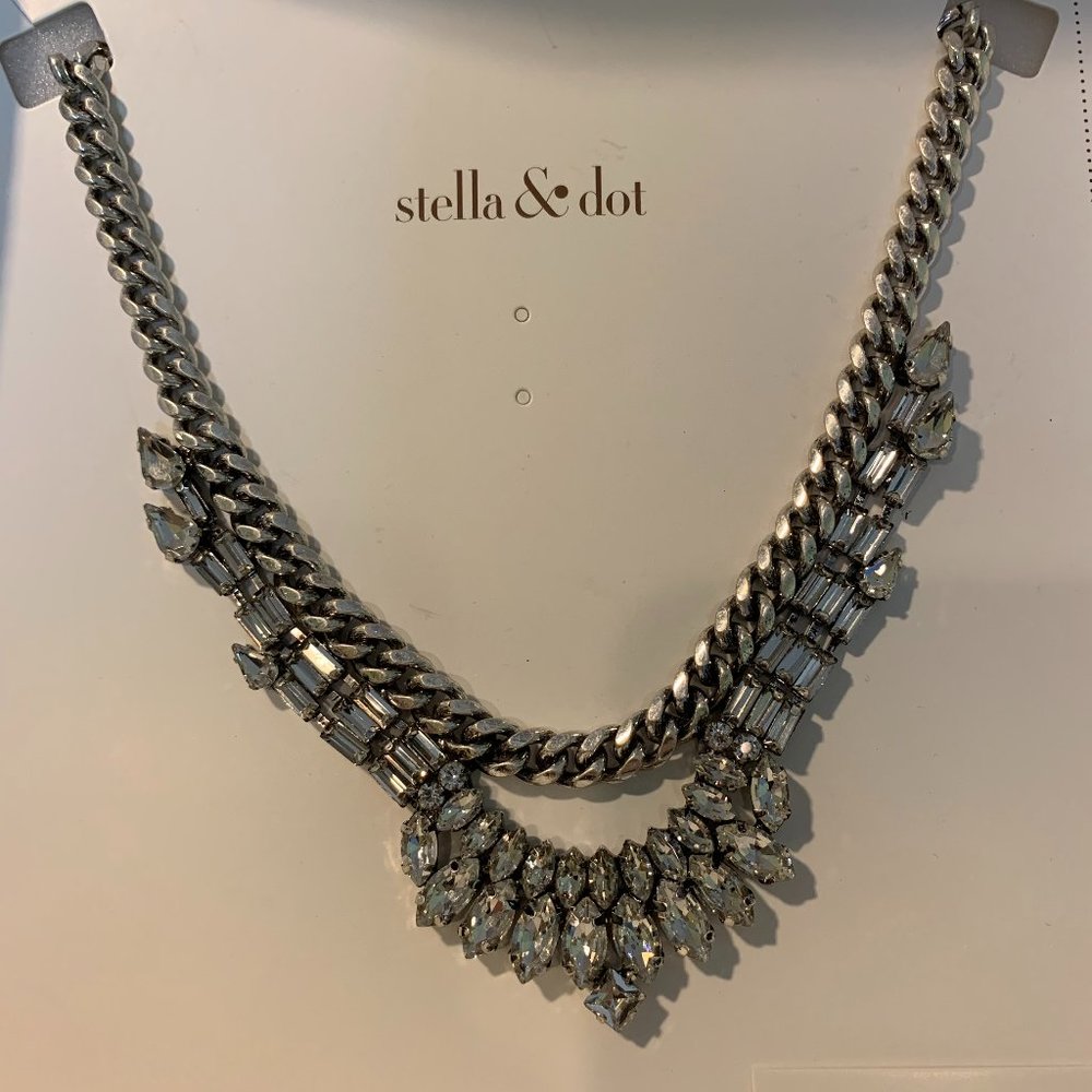 Stella and Dot Statement Necklace